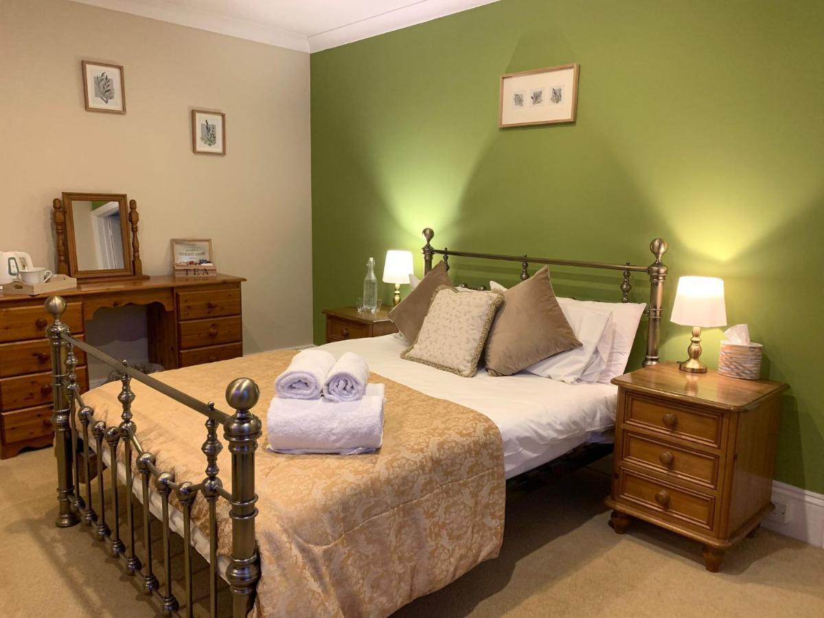 Dolphin Hotel Bovey Tracey Eksteriør bilde