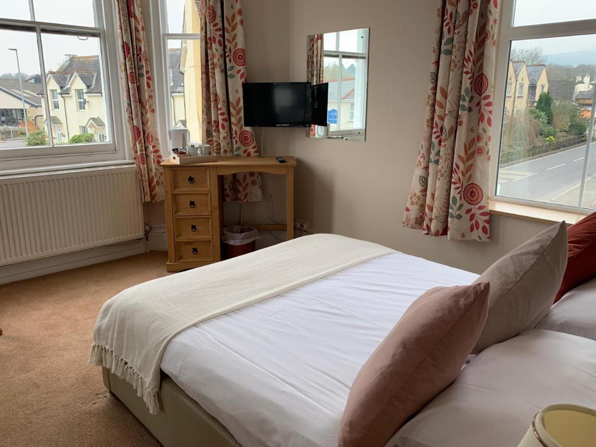 Dolphin Hotel Bovey Tracey Eksteriør bilde
