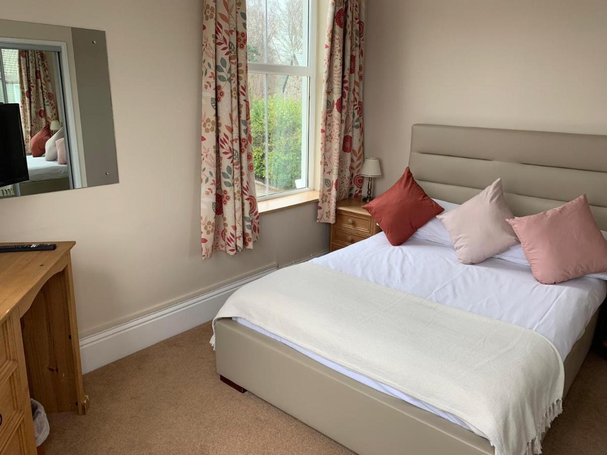 Dolphin Hotel Bovey Tracey Eksteriør bilde