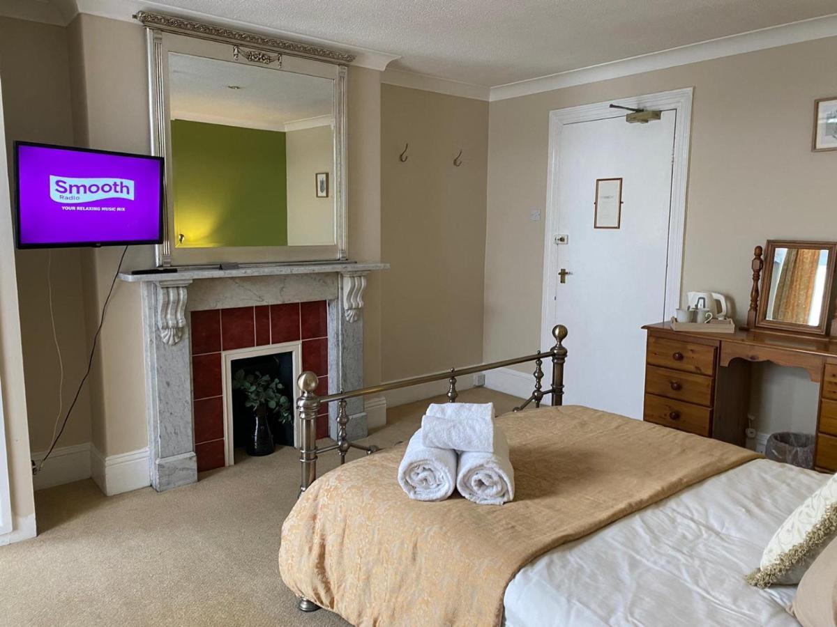 Dolphin Hotel Bovey Tracey Eksteriør bilde